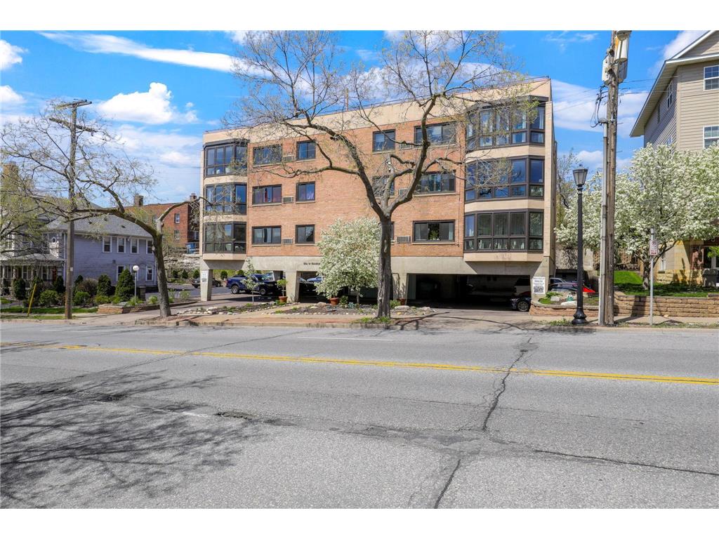 504 W Franklin Avenue #3B Minneapolis MN 55405 6527451 image1