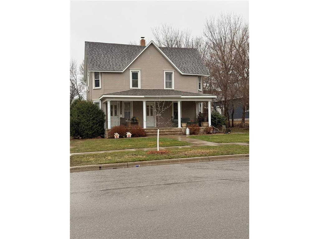 504 W Marshall Street Marshall MN 56258 7052570 image1