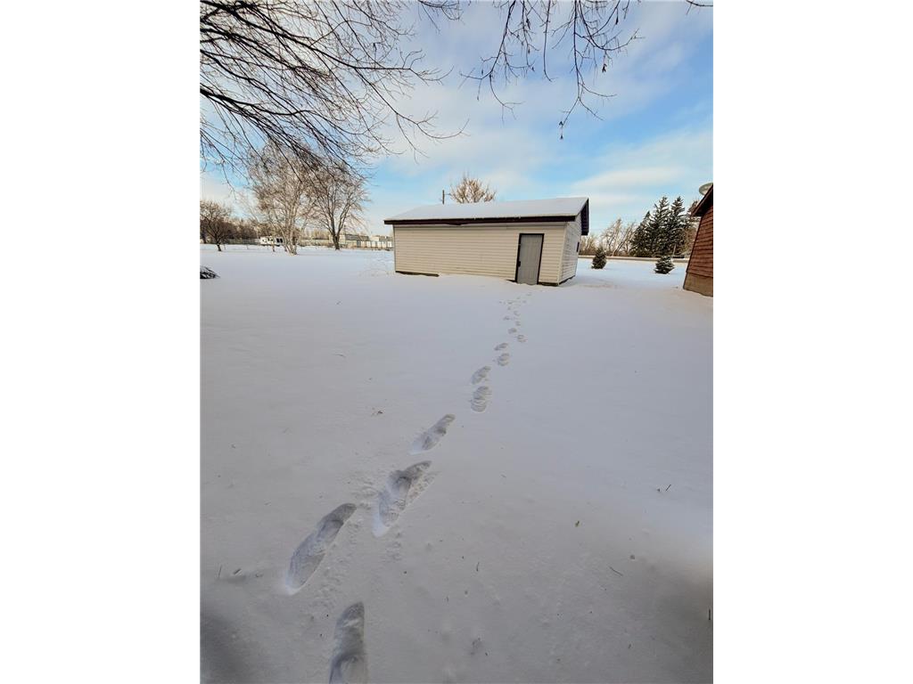 5040 Highway 47 NW Dalbo Twp MN 55017 6823292 image20