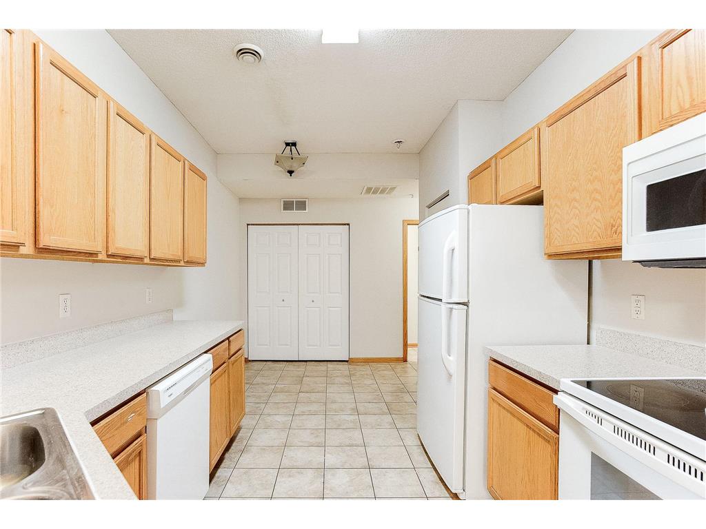 5040 Holly Lane N #3 Plymouth MN 55446 7042567 image6
