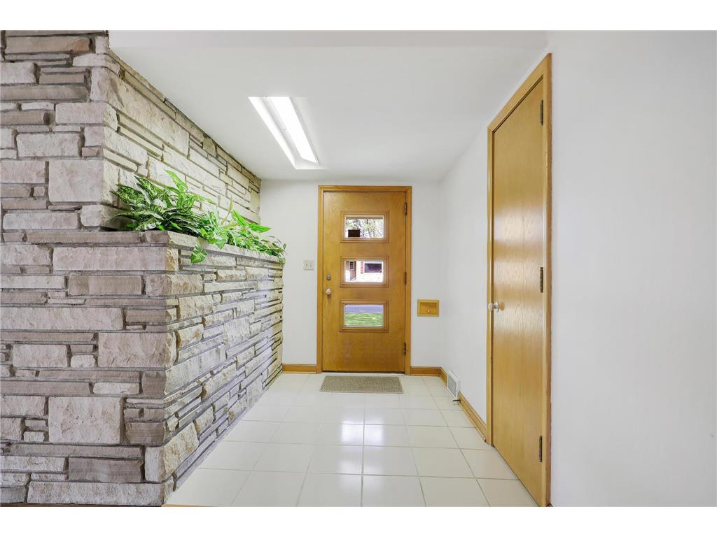 5041 Richmond Drive Edina MN 55436 7025323 image5