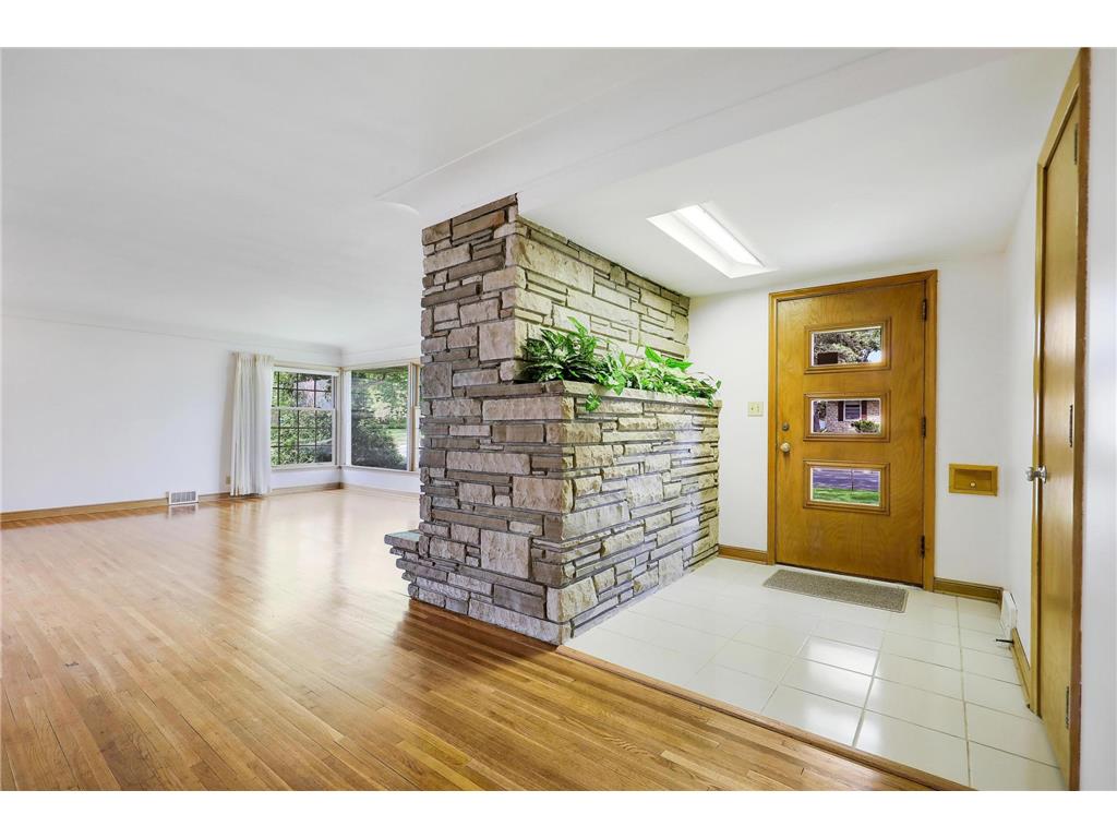 5041 Richmond Drive Edina MN 55436 7025323 image6