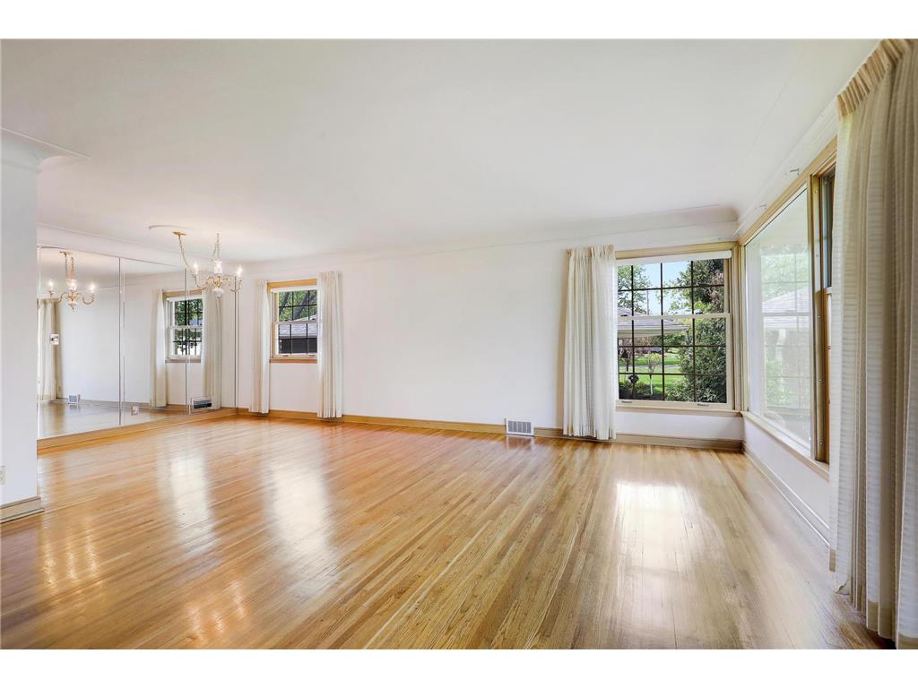 5041 Richmond Drive Edina MN 55436 7025323 image7