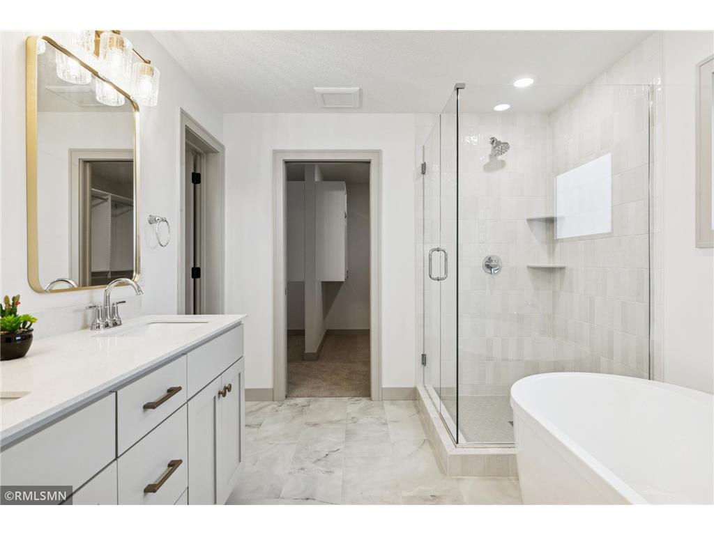 5042 Airlake Draw Woodbury MN 55129 6822152 image50