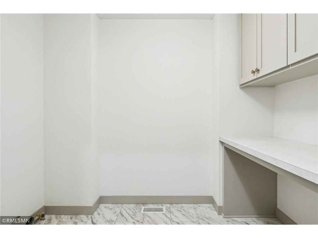 5042 Airlake Draw Woodbury MN 55129 6822152 image64