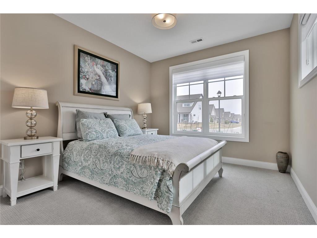 5042 Dale Ridge Road Woodbury MN 55129 7040352 image39
