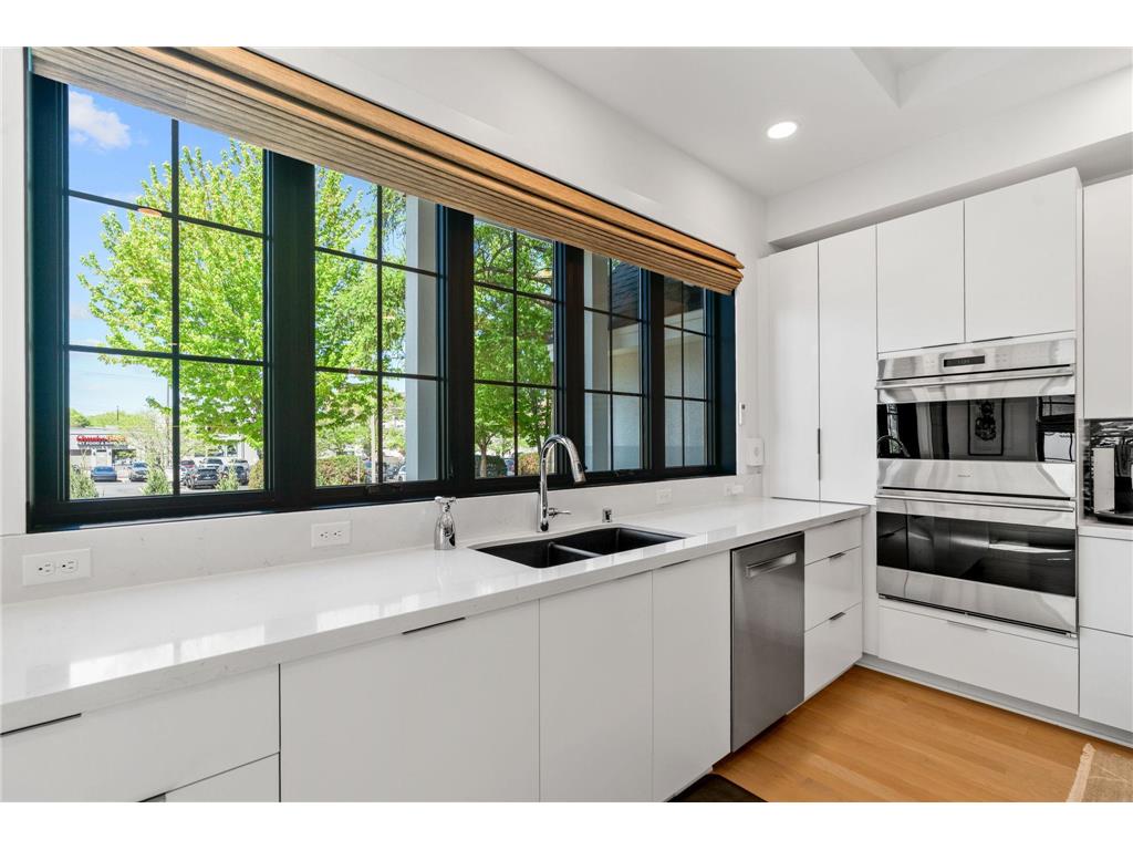 5043 Ewing Avenue S #100 Minneapolis MN 55410 7073846 image11