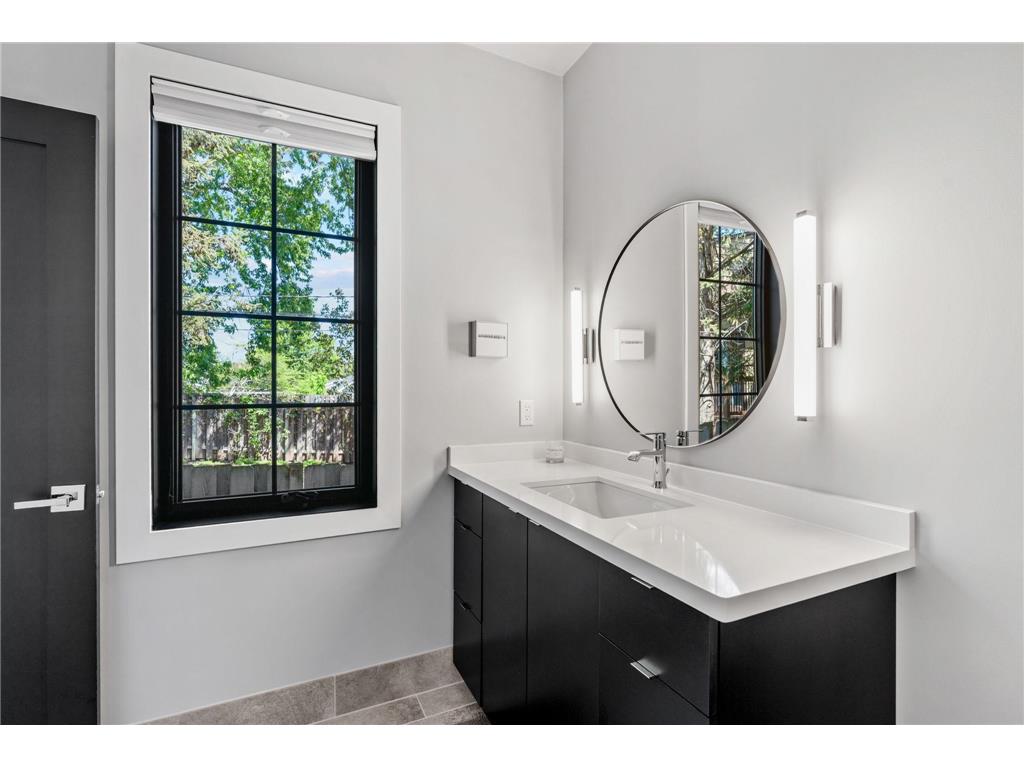5043 Ewing Avenue S #100 Minneapolis MN 55410 7073846 image41