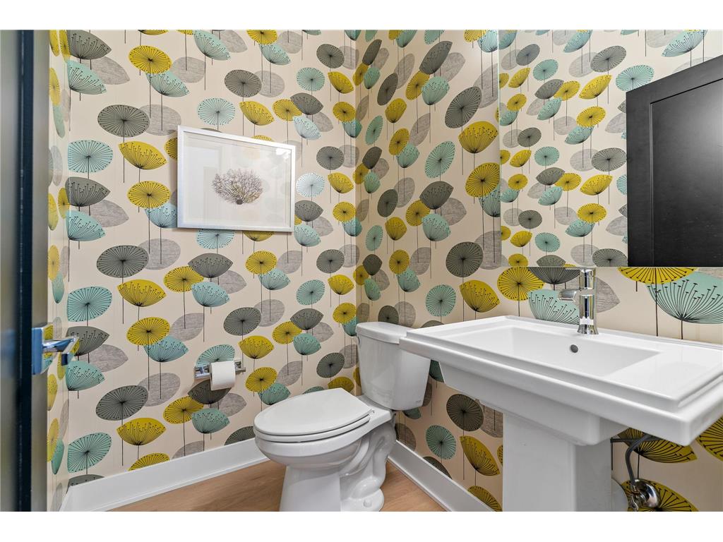 5043 Ewing Avenue S #100 Minneapolis MN 55410 7073846 image42