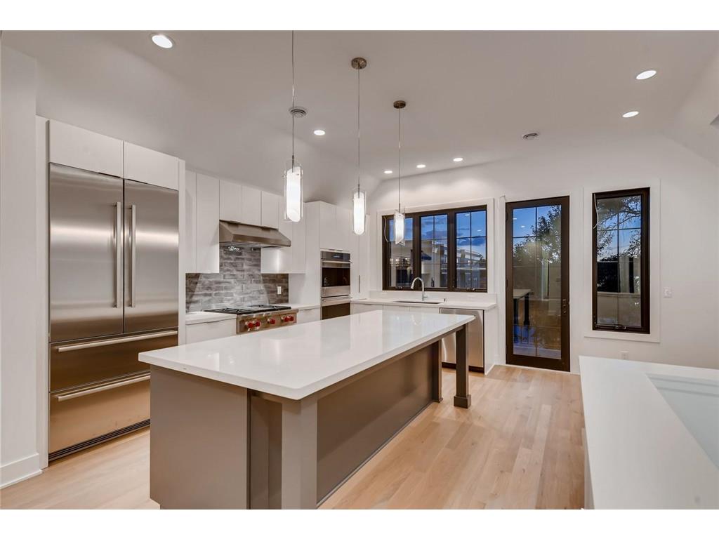 5043 Ewing Avenue S #200 Minneapolis MN 55410 6505719 image1