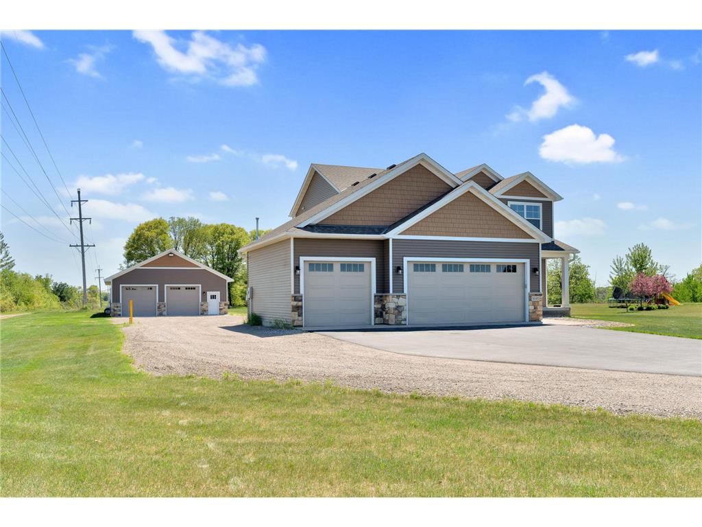 5045 390th Street North Branch MN 55056 6374713 image1