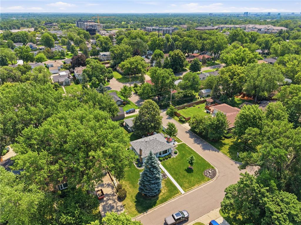 5045 Oxford Avenue Edina MN 55436 7081369 image54