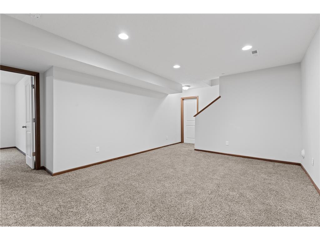 5046 Foxfield Drive NW Rochester MN 55901 7043564 image22
