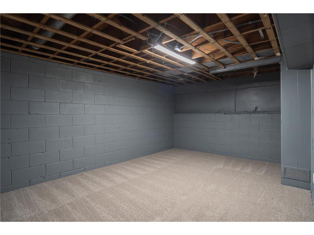5048 Girard Ave N Minneapolis MN 55430 7093133 image17