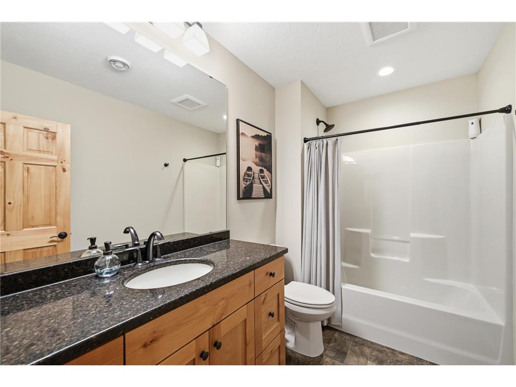 505 21st Place NE Kasson MN 55944 7063994 image32