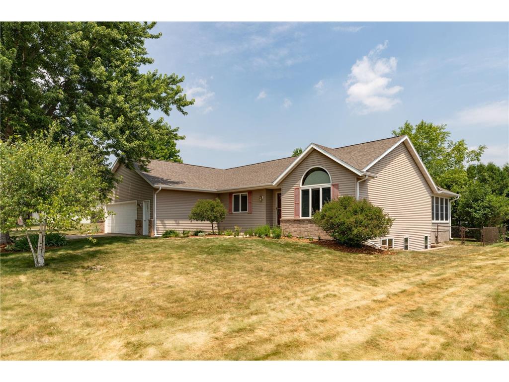 505 2nd Street SE Plainview MN 55964 6351580 image1