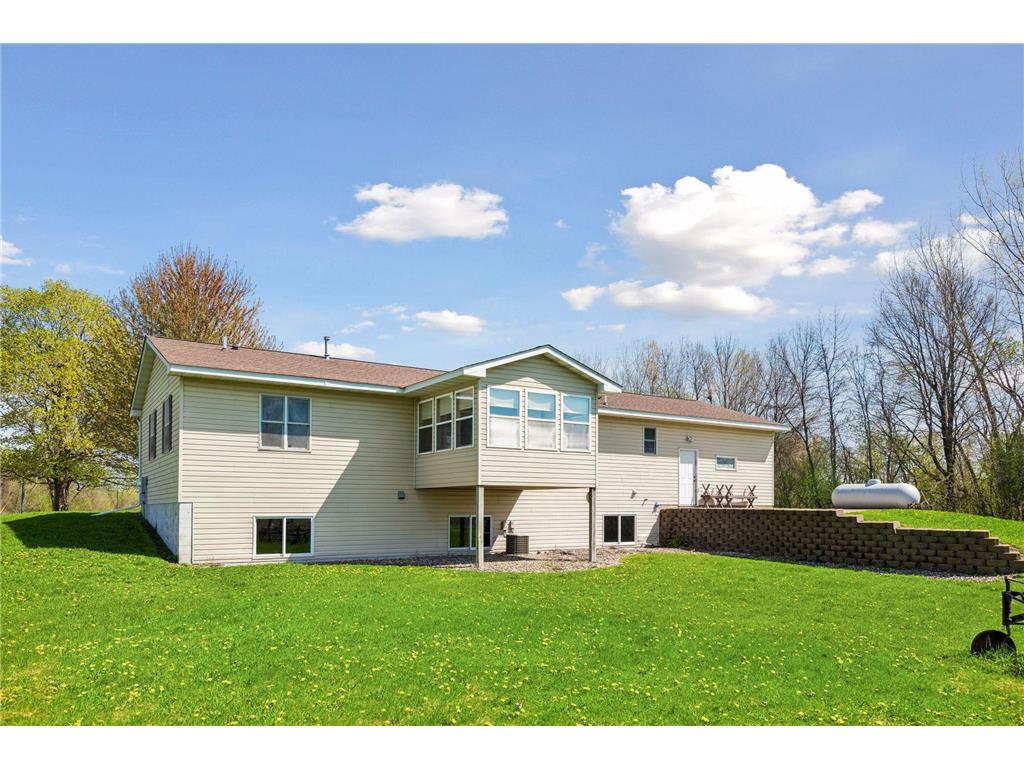 505 3rd Avenue SE Norwood Young America MN 55397 7065231 image5