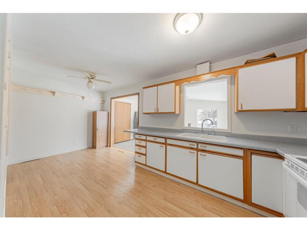 505 3rd Street Cleveland MN 56017 6823129 image7