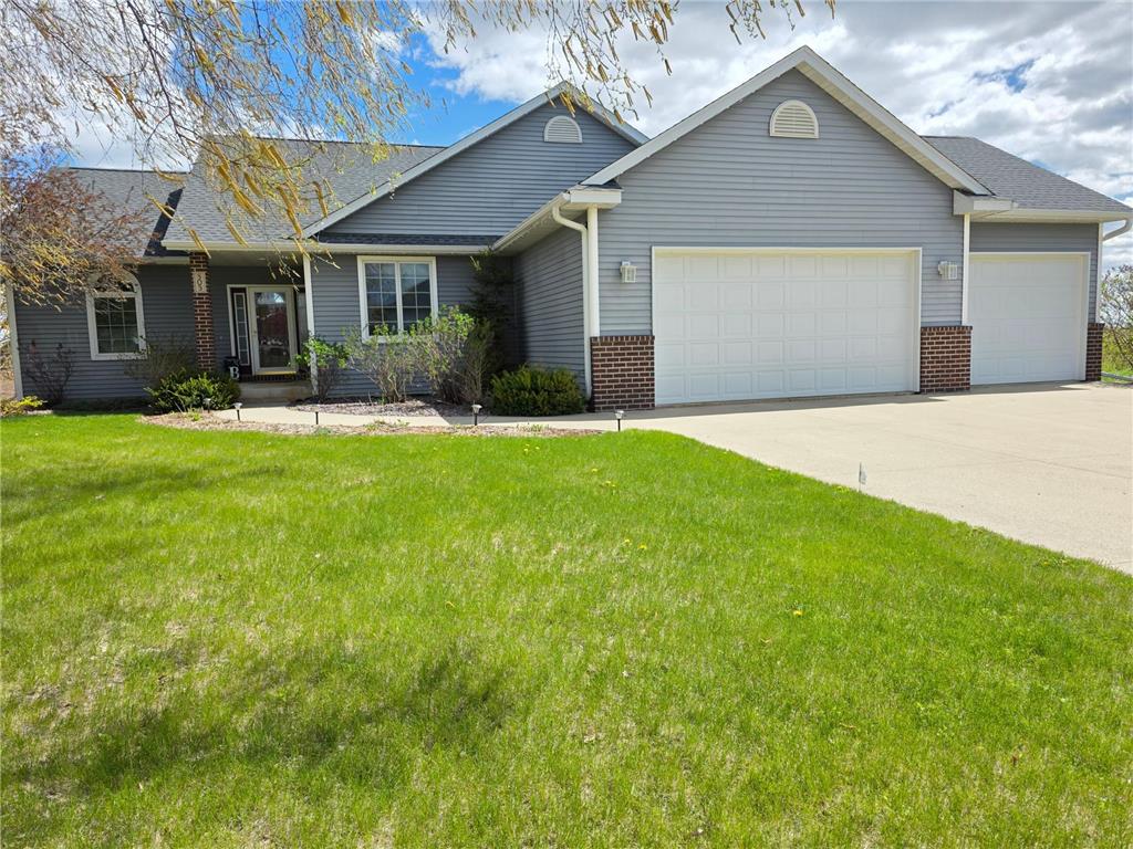 505 4th Street SE Plainview MN 55964 7064792 image1
