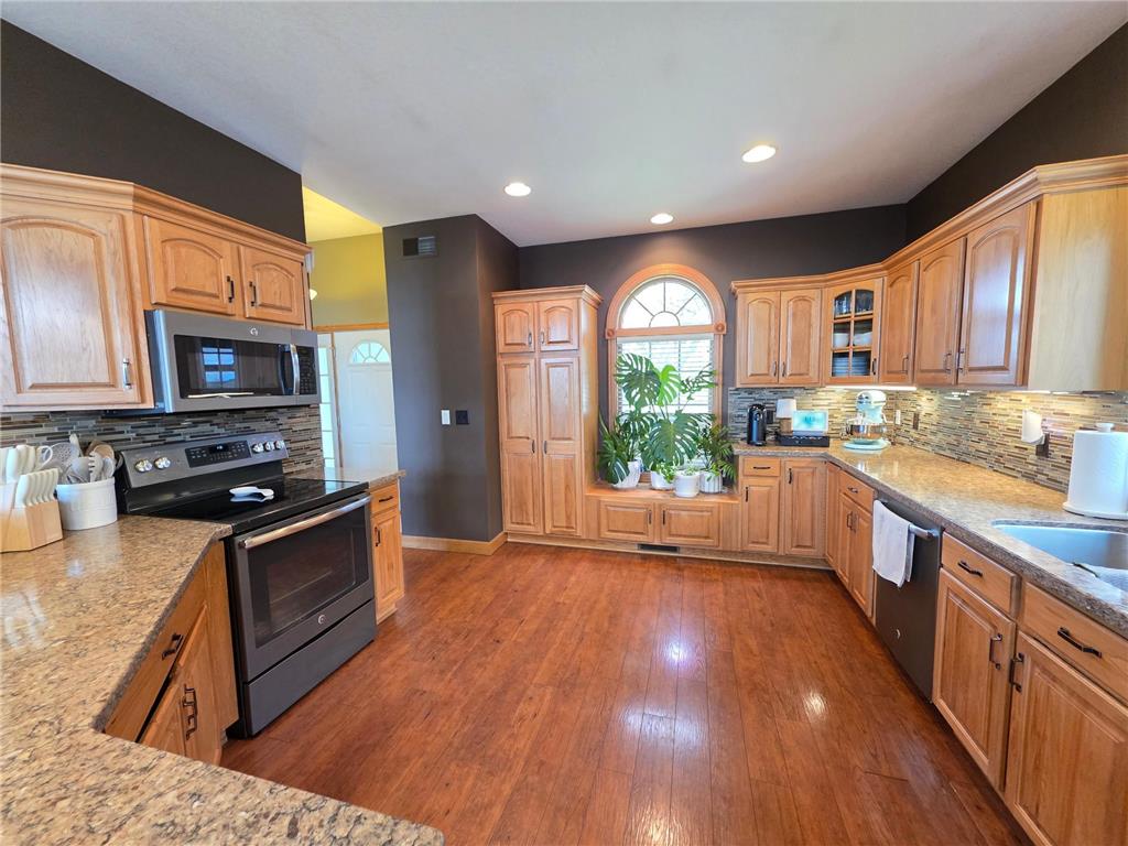 505 4th Street SE Plainview MN 55964 7064792 image18