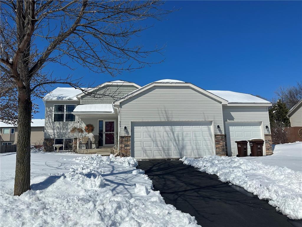 505 5th Street N Montrose MN 55363 6351665 image1