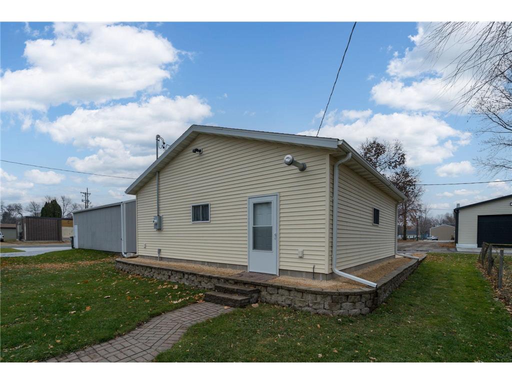 505 7th Street Madison Lake MN 56063 7006052 image29