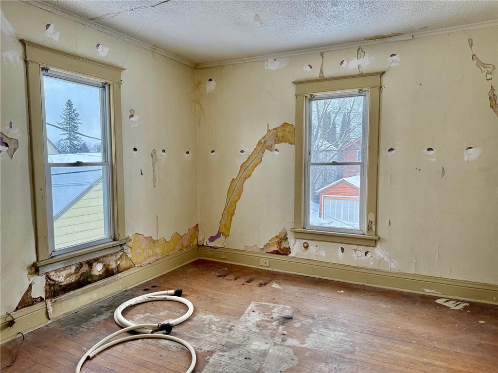 505 8 1/2 Street S Virginia MN 55792 7010282 image6