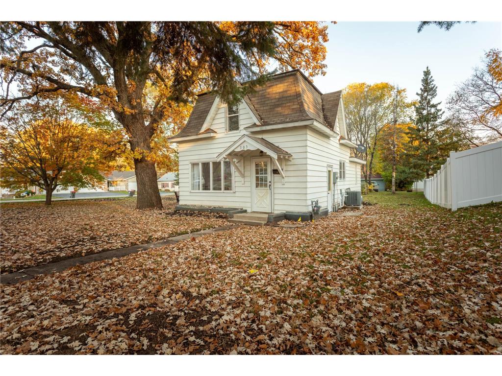 505 8th Avenue E Alexandria MN 56308 6449242 image1