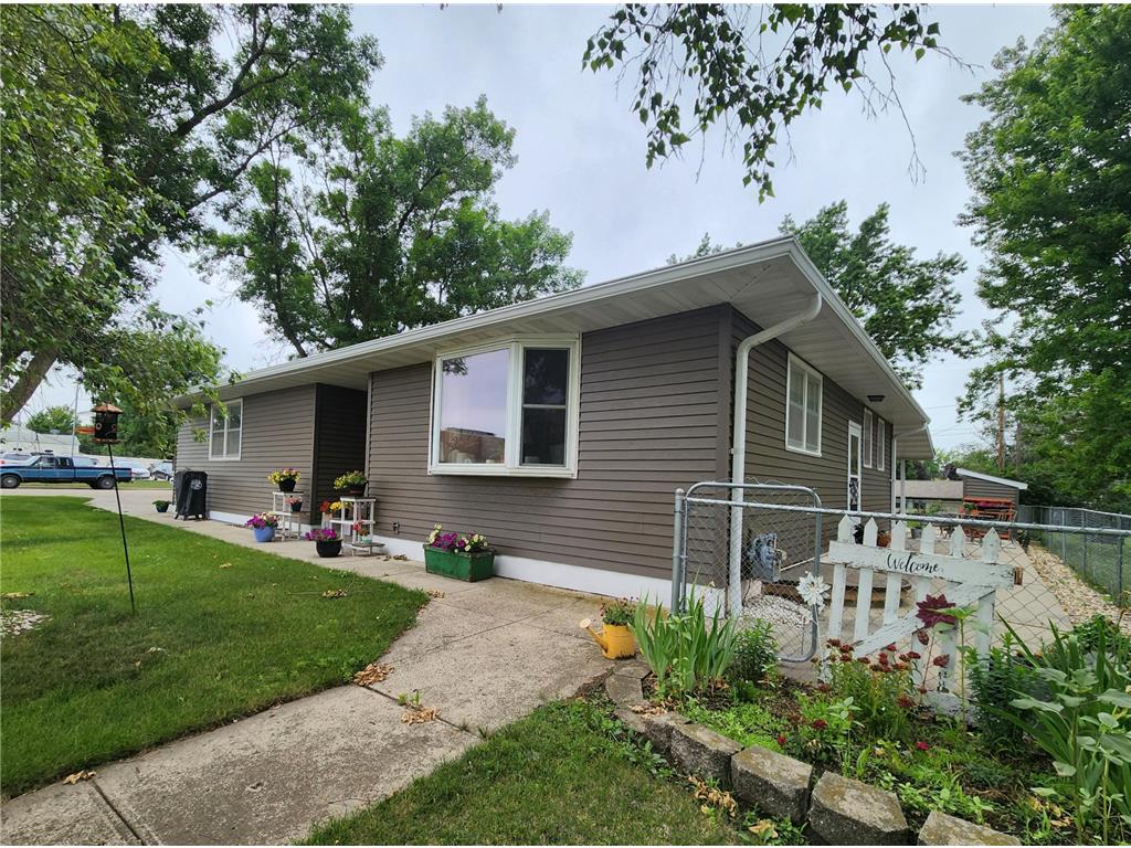 505 9th Street SW Pipestone MN 56164 7103567 image6
