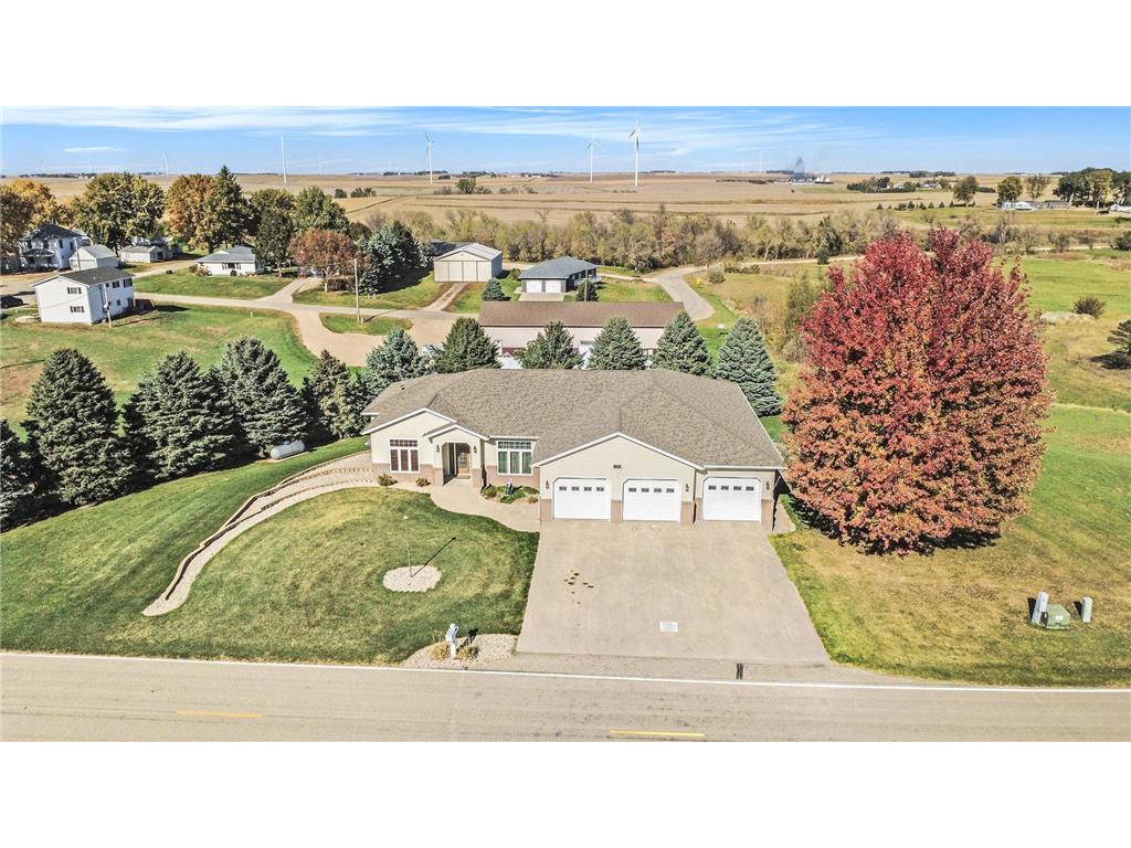 505 E 2nd Avenue Beaver Creek MN 56116 6808117 image1