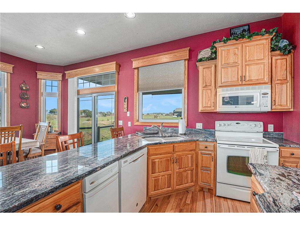 505 E 2nd Avenue Beaver Creek MN 56116 6808117 image12