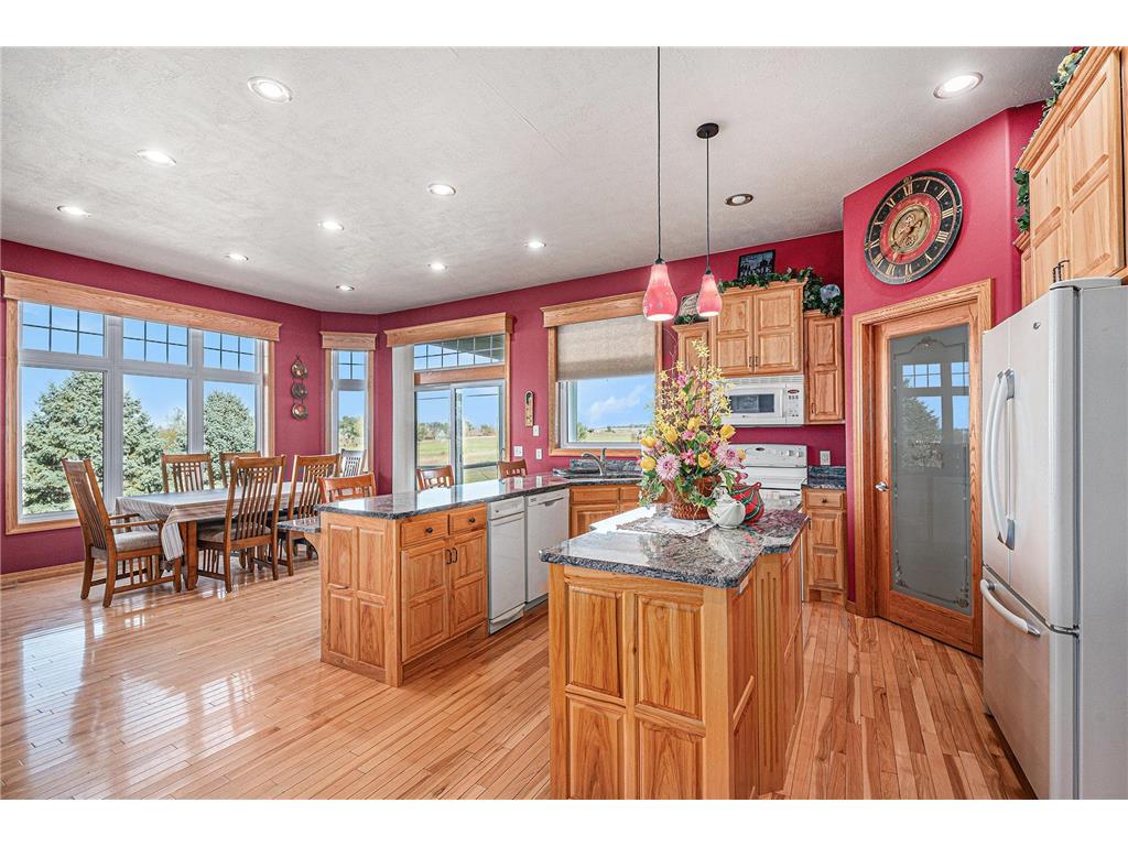 505 E 2nd Avenue Beaver Creek MN 56116 6808117 image13