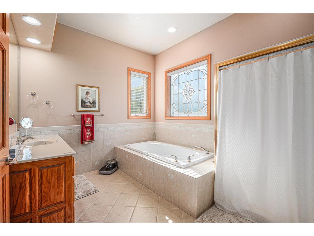 505 E 2nd Avenue Beaver Creek MN 56116 6808117 image17