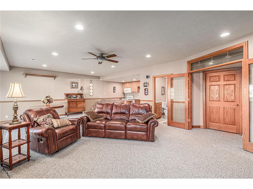 505 E 2nd Avenue Beaver Creek MN 56116 6808117 image19