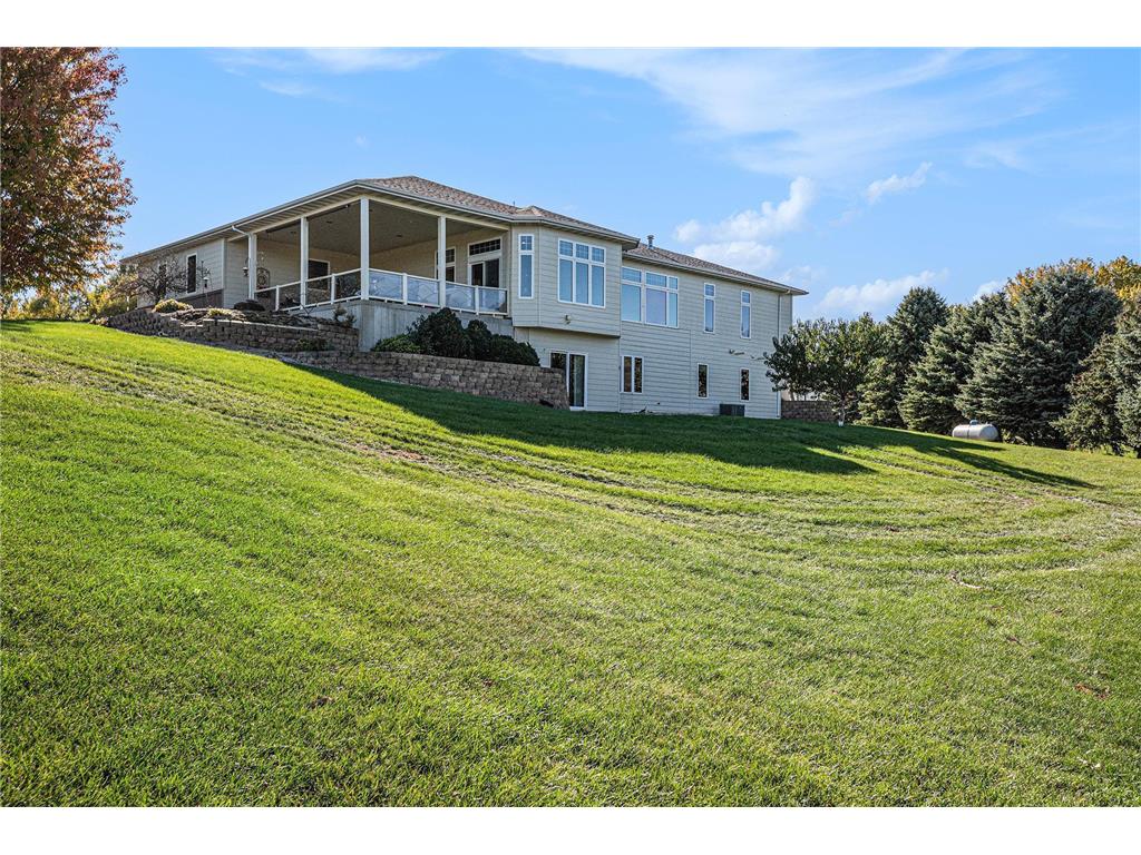 505 E 2nd Avenue Beaver Creek MN 56116 6808117 image26