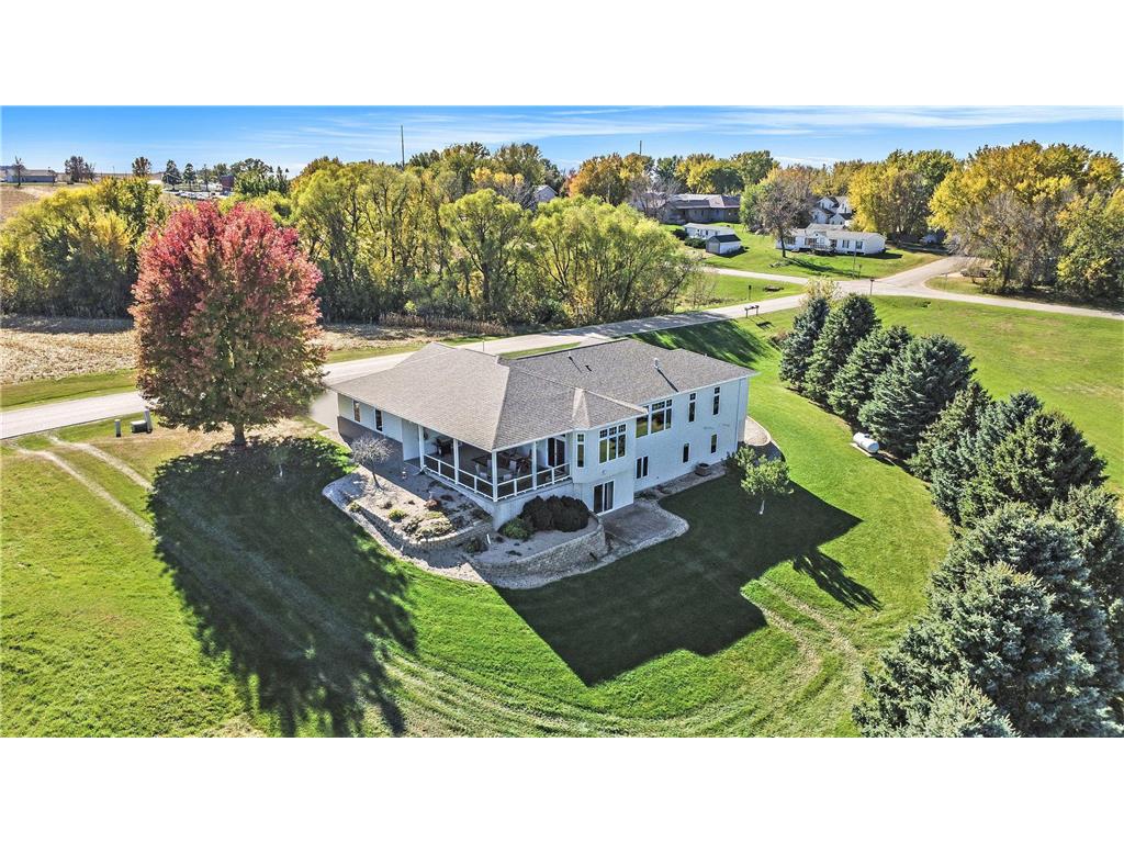 505 E 2nd Avenue Beaver Creek MN 56116 6808117 image30