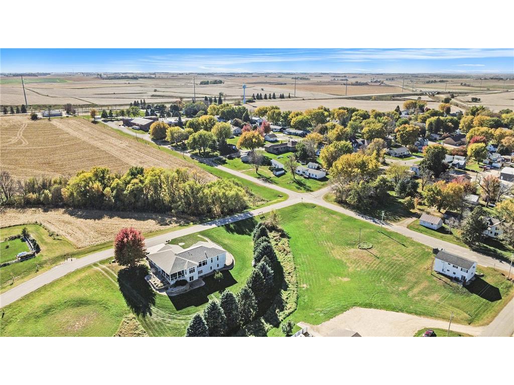 505 E 2nd Avenue Beaver Creek MN 56116 6808117 image32