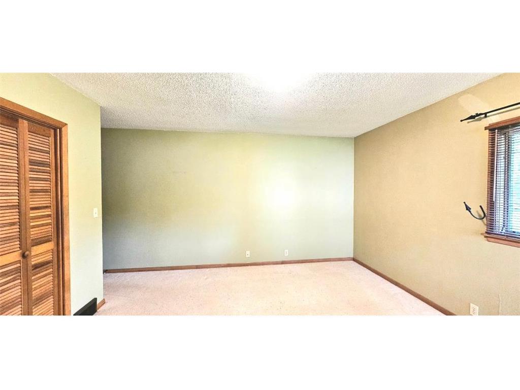 505 E 3rd Street Morris MN 56267 7087327 image25