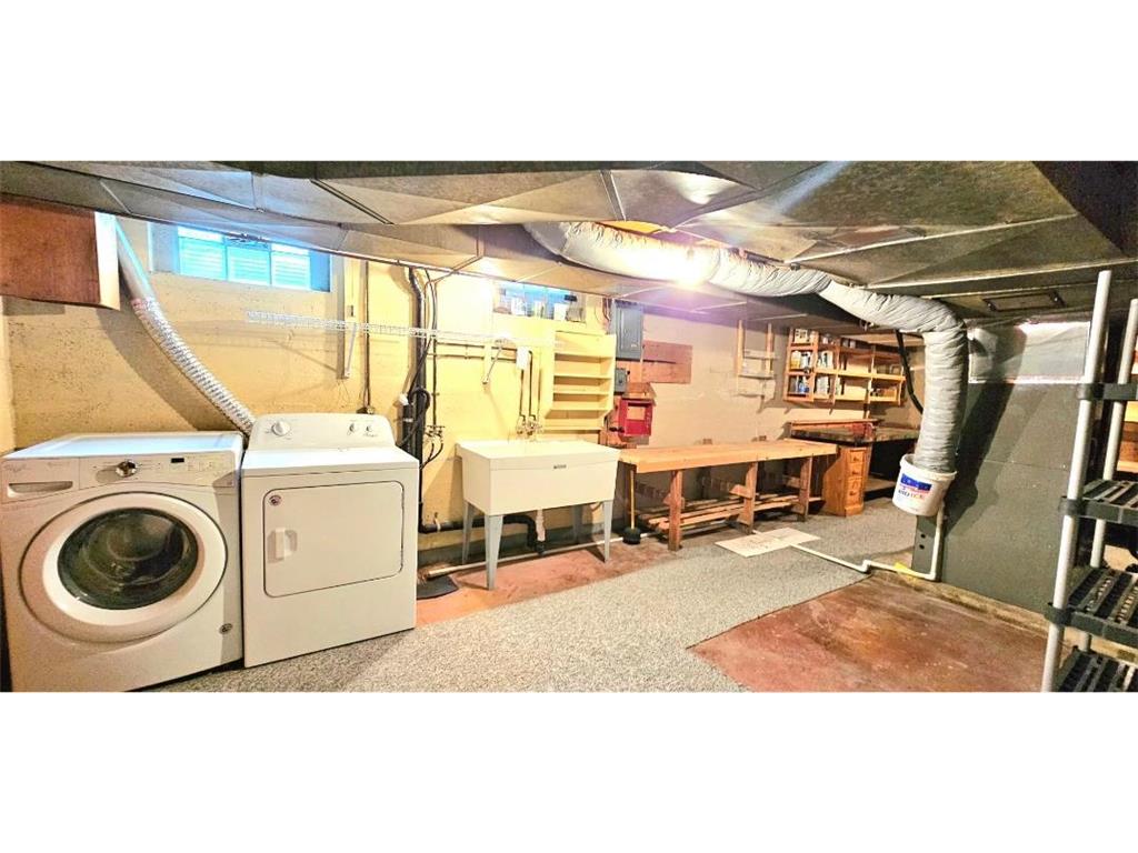 505 E 3rd Street Morris MN 56267 7087327 image32