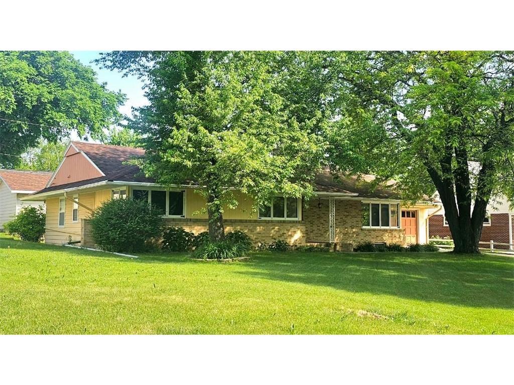 505 E 3rd Street Morris MN 56267 7087327 image46