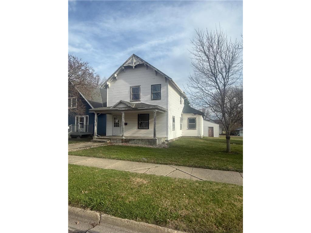 505 E Chestnut Street Redwood Falls MN 56283 7055554 image1