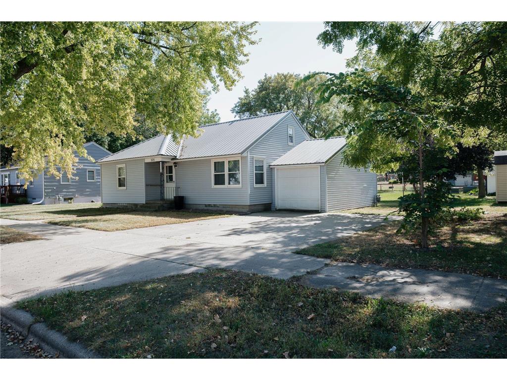 505 E Ciro Street Truman MN 56088 6800941 image1