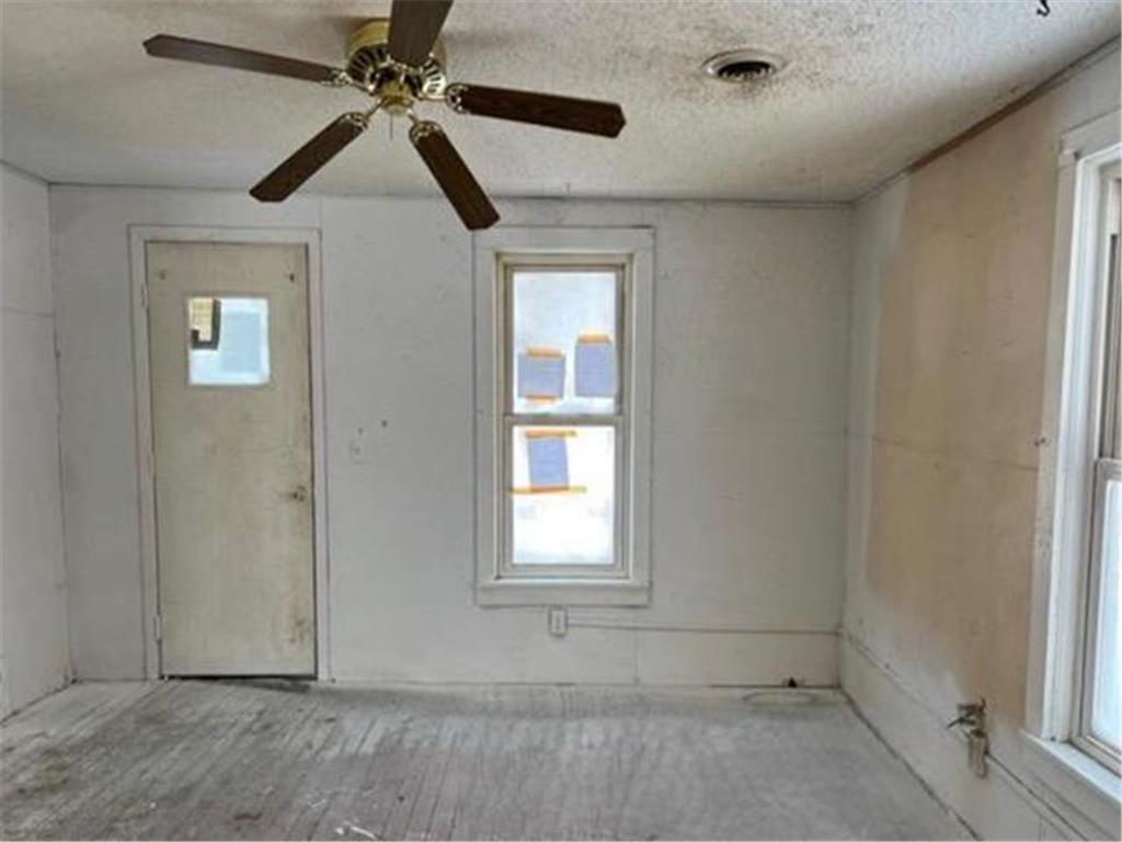 505 Grove Street SE Mapleton MN 56065 7017677 image4