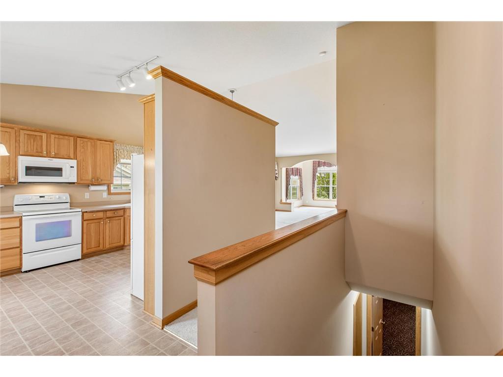 505 Holly Lane N Oakdale MN 55128 7049743 image23