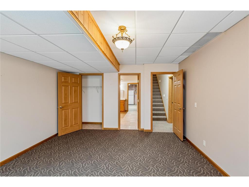 505 Holly Lane N Oakdale MN 55128 7049743 image28