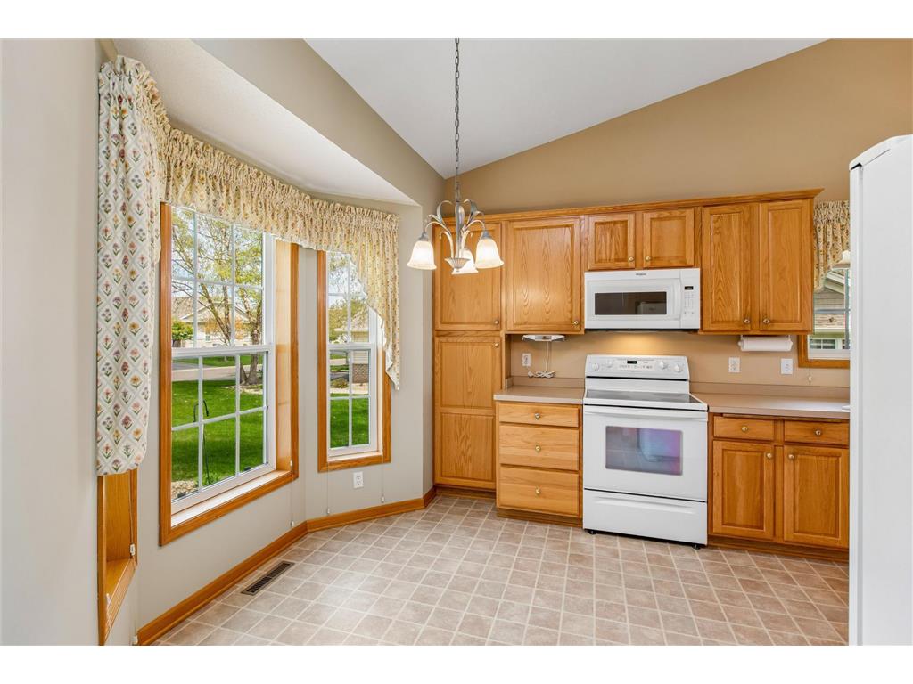505 Holly Lane N Oakdale MN 55128 7049743 image9