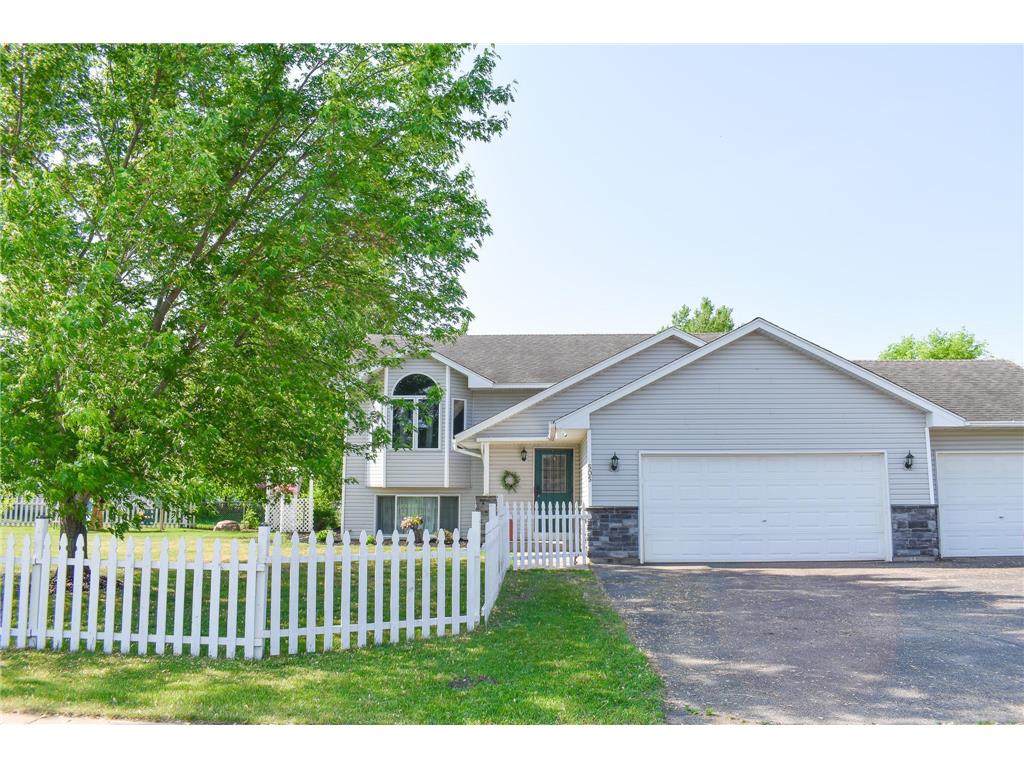 505 Horseshoe Lane Braham MN 55006 6385719 image1