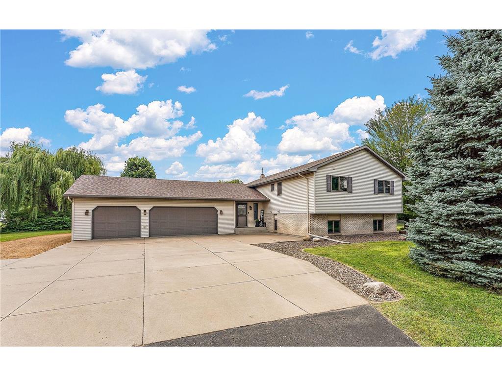 505 Little Orchard Road Hudson WI 54016 6770950 image1