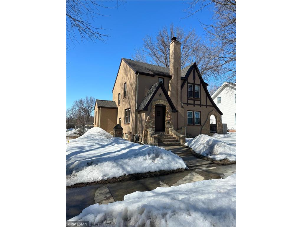 505 N 4th Street Marshall MN 56258 6348673 image1