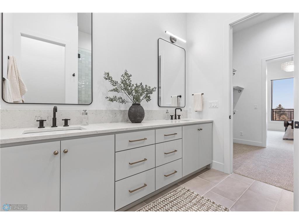 505 OAK Street N #501 Fargo ND 58102 6631475 image18